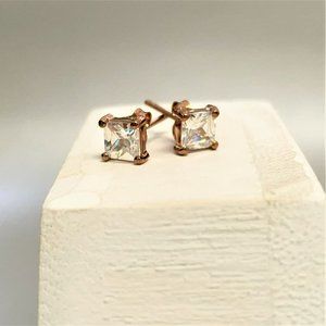 Bella Luce Diamond Simulant 2.00ctw 5x5mm Princess Cut SS Rose Stud Earrings NIB